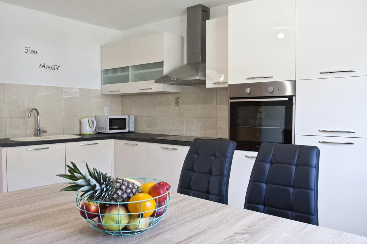 Apartment Noel Kastela Luaran gambar