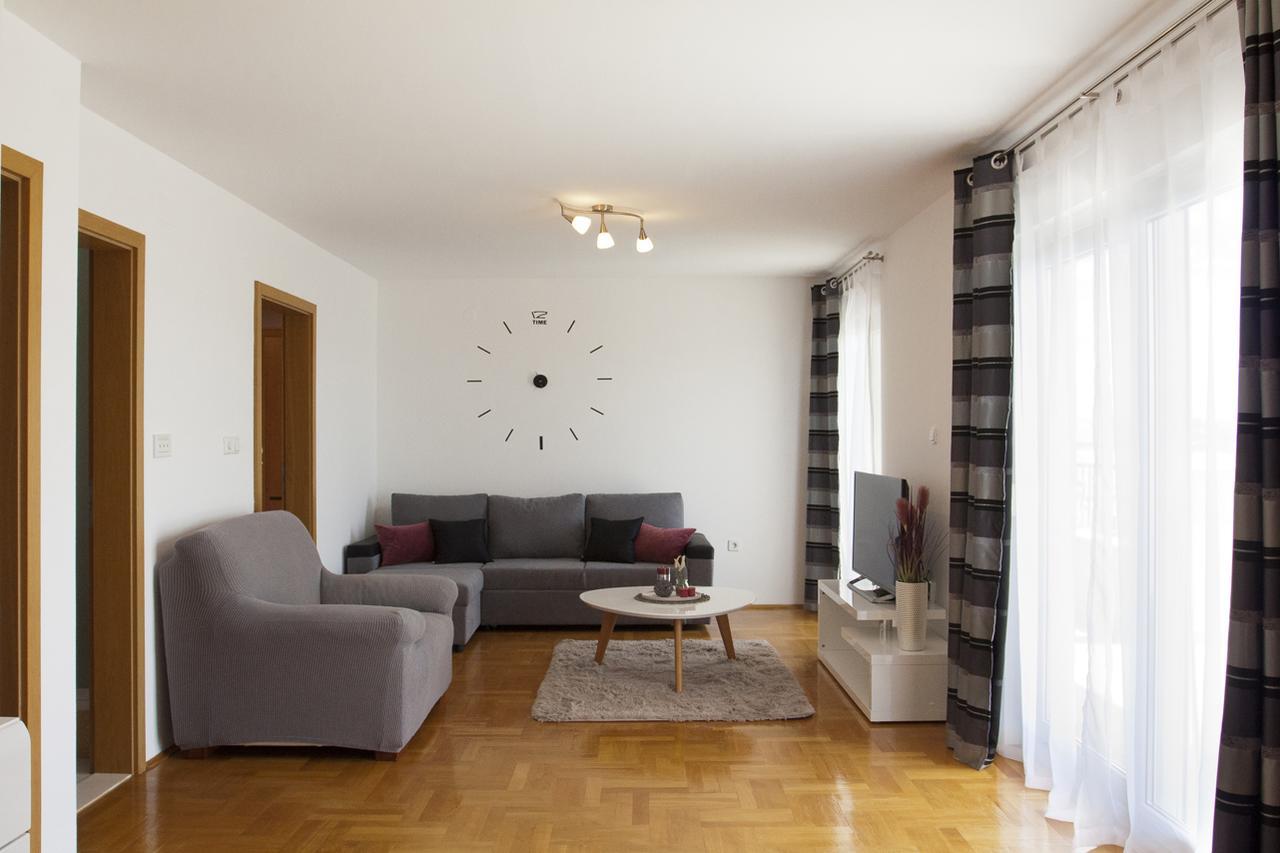 Apartment Noel Kastela Luaran gambar